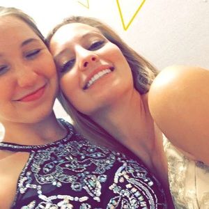 Meet your Posher, Leslie